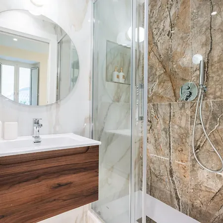 Iv Leoni Guest house